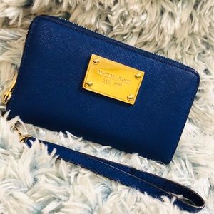 Michael Kors Wristlet